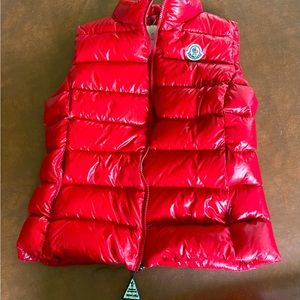 MONCLER VEST SZ. 3 (Womans)